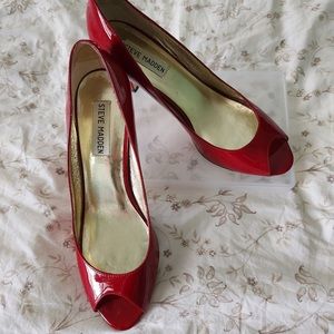 Red Patent Leather Steve Madden Pumps, 8M